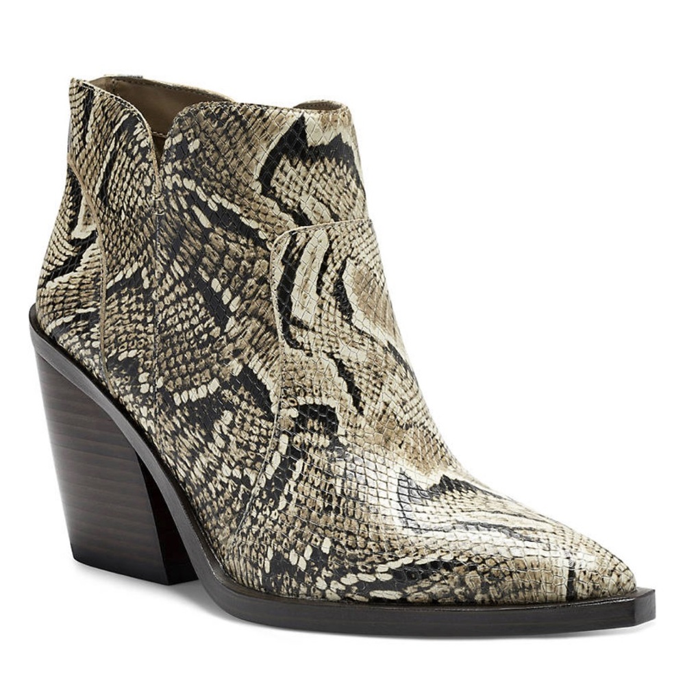 Vince Camuto Gradesha Booties Size 6.5